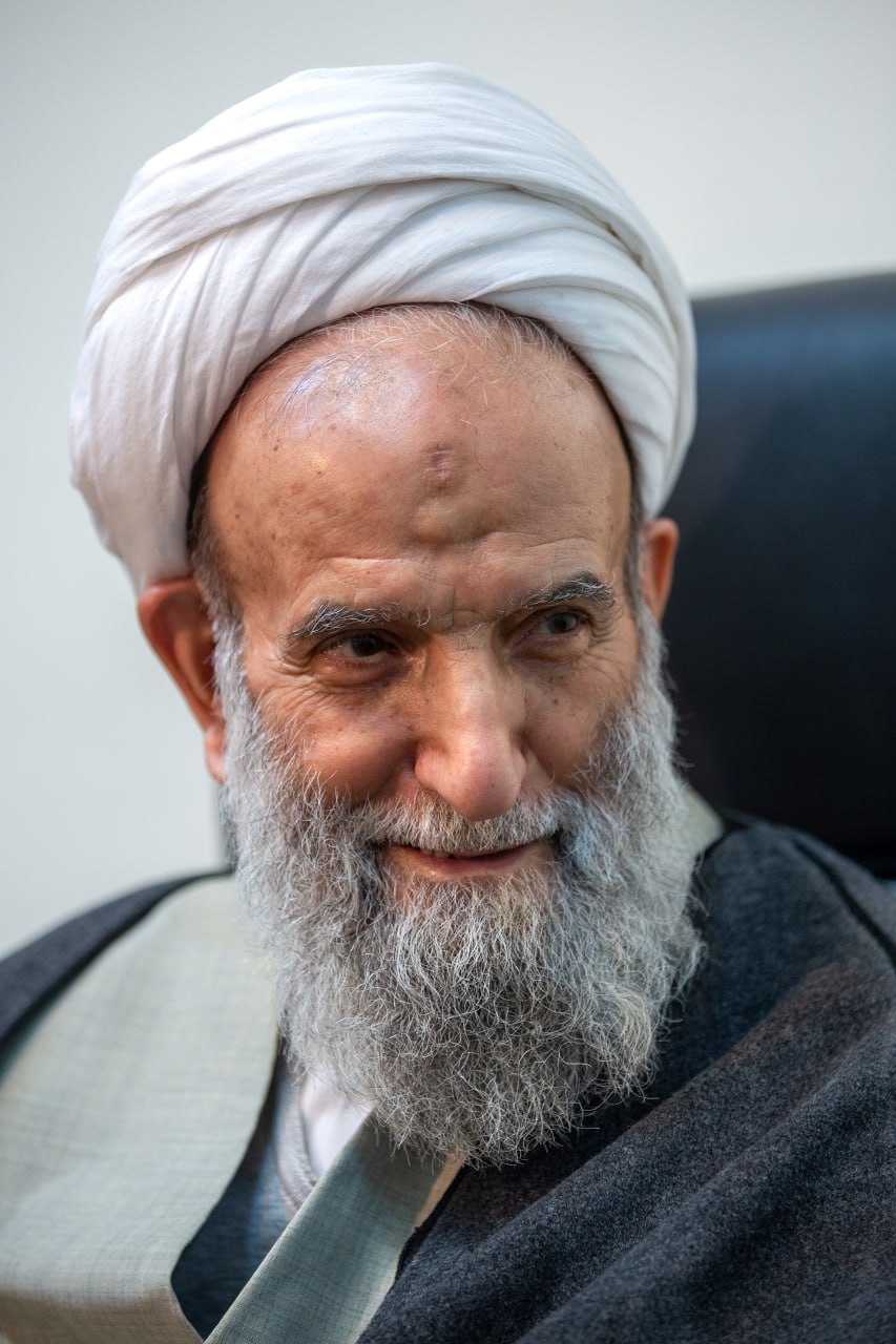 مجموعه تصاویر باکیفیت از آیت الله حاج شیخ ابوالقاسم مقدس آذرشهری